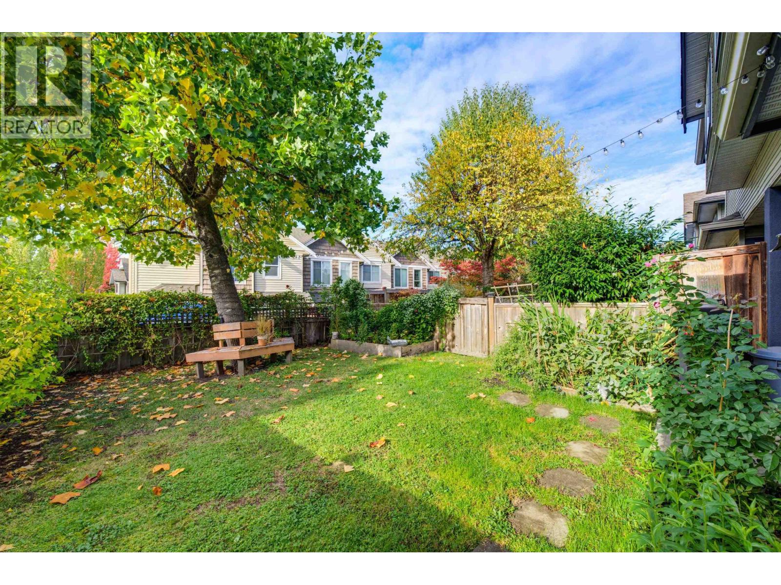 29 11229 232 Street Property Photo 4