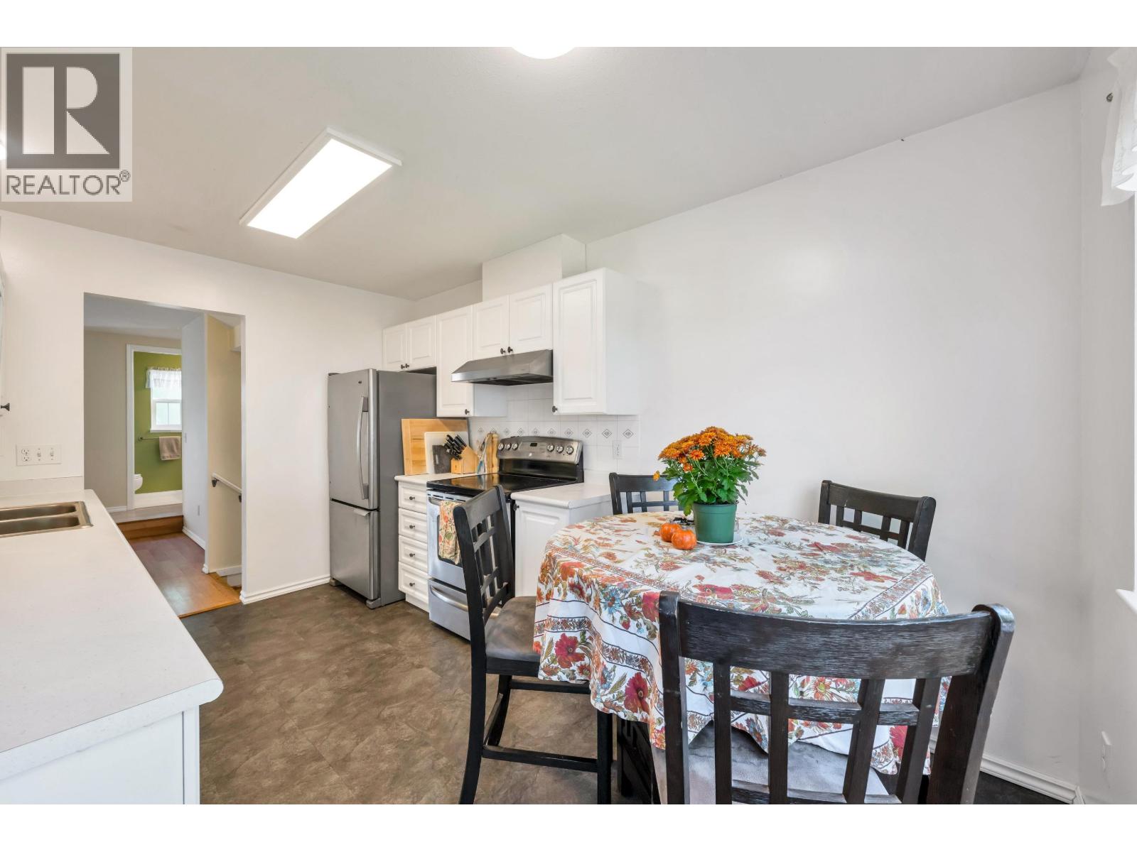 29 11229 232 Street Property Photo 22