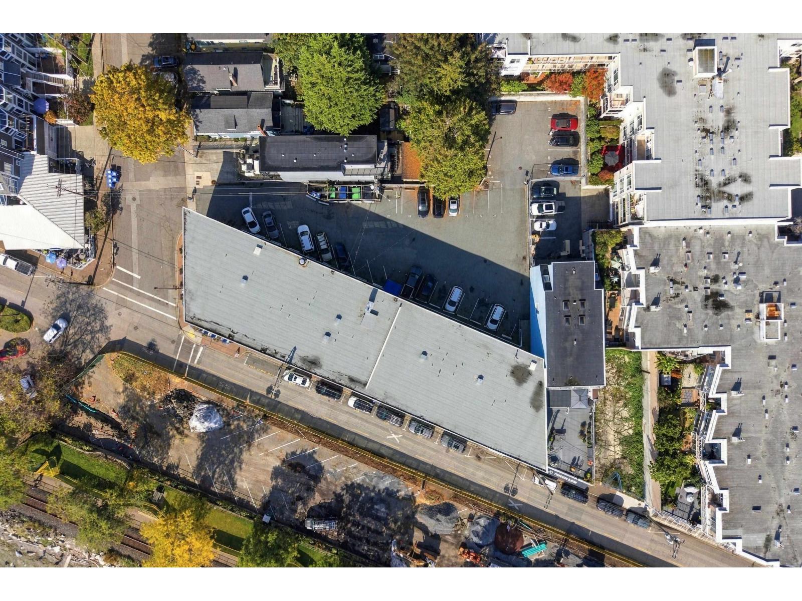 106 14881 Marine Drive Property Photo 18