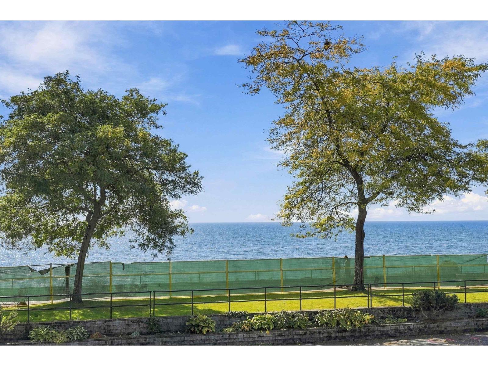 106 14881 Marine Drive Property Photo 22