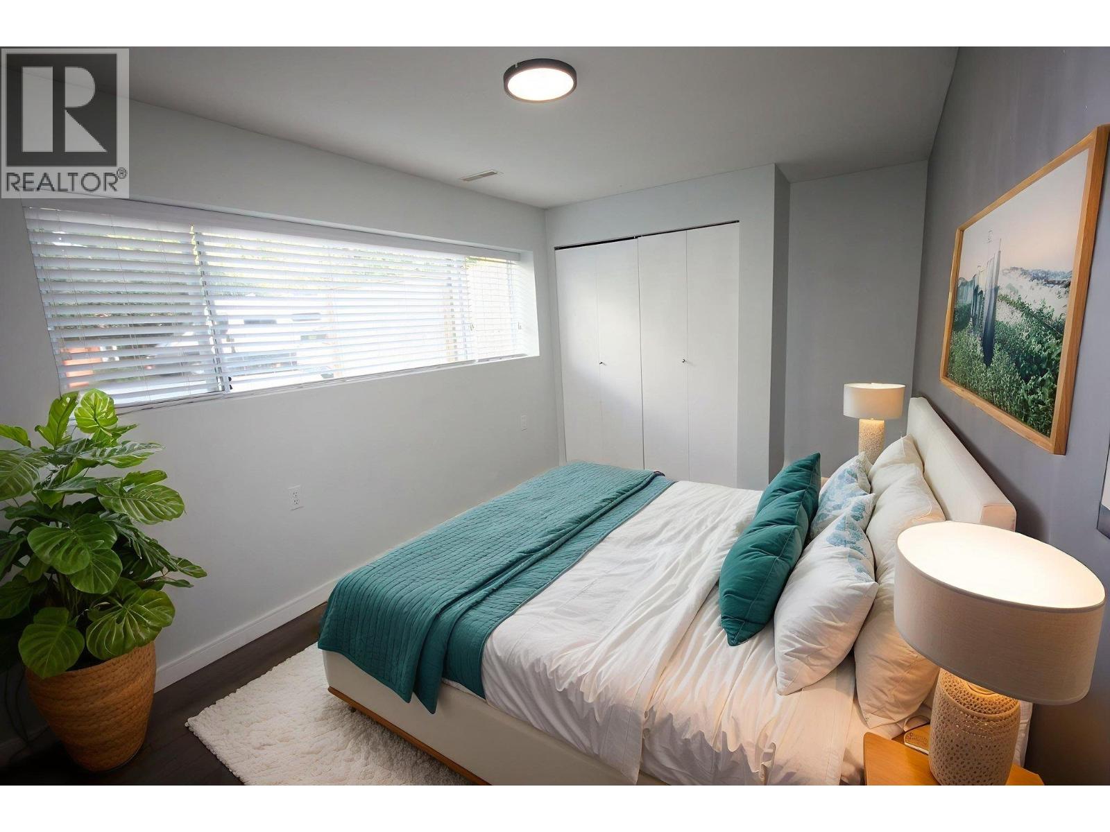 2973 Wembley Drive Property Photo 4