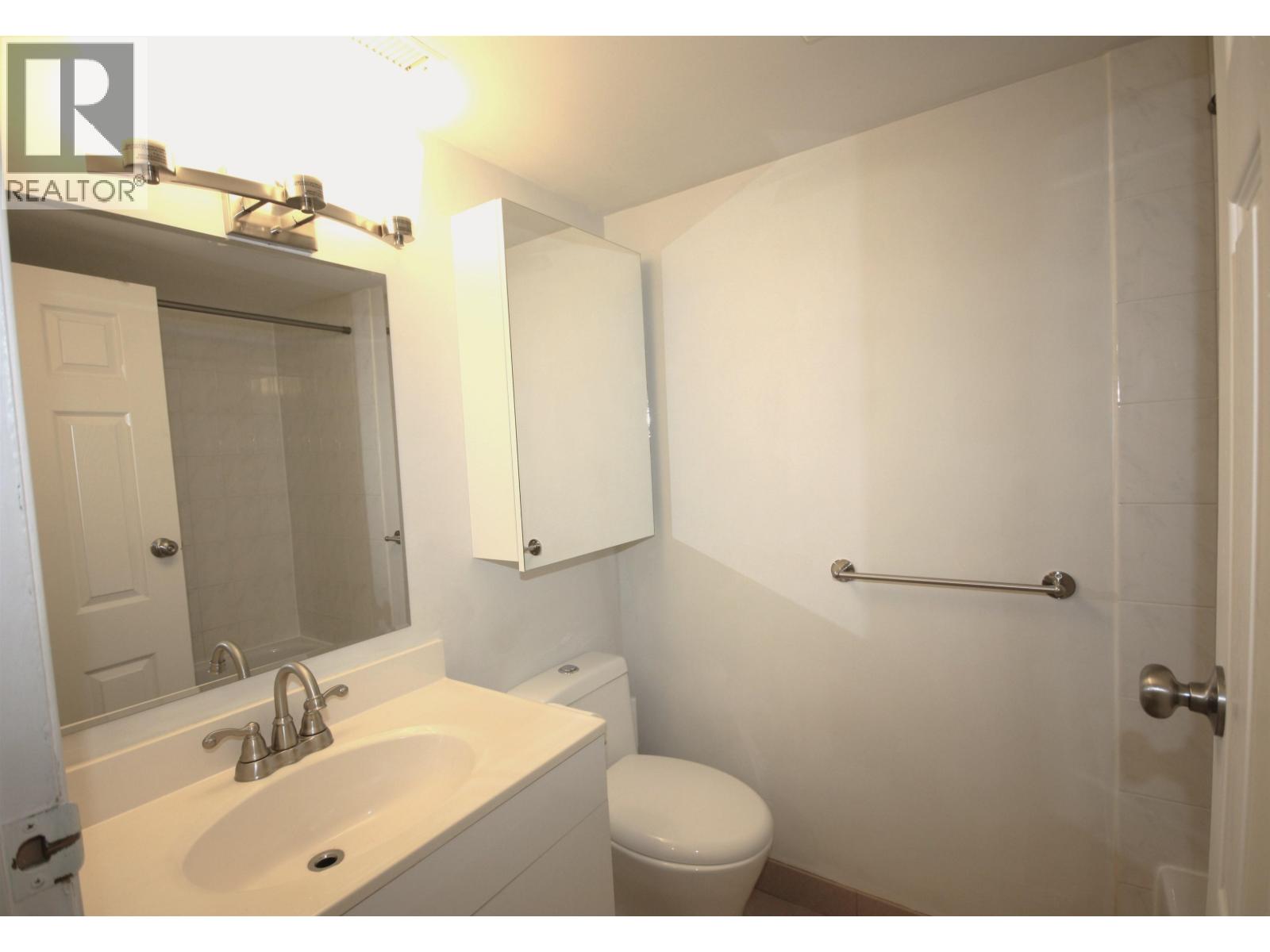 2973 Wembley Drive Property Photo 9