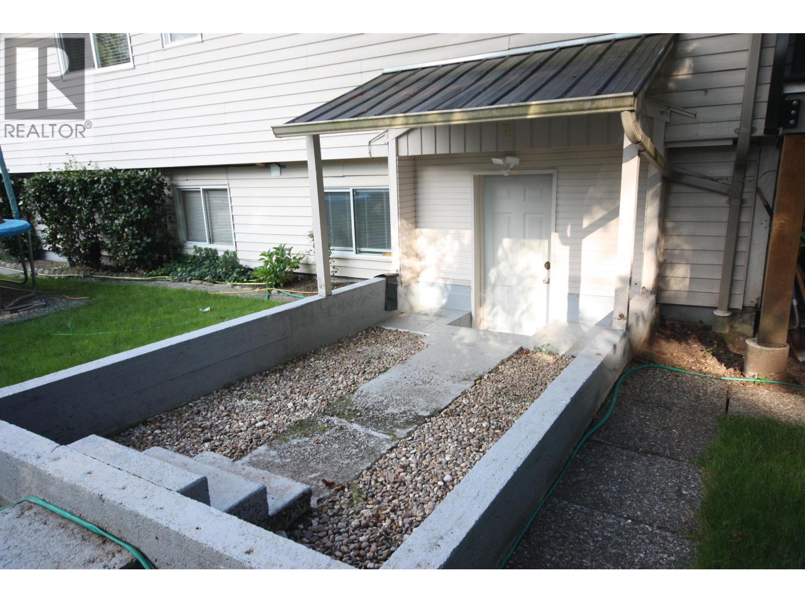 2973 Wembley Drive Property Photo 10
