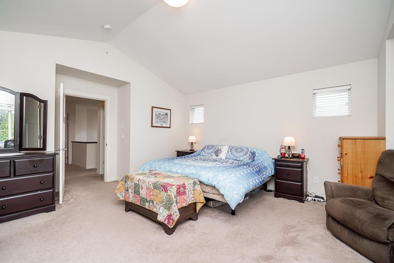 2663 275a Street Property Photo 19
