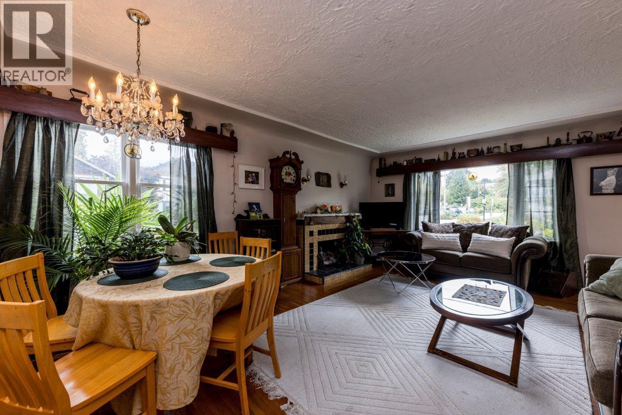2057 Mahon Avenue Property Photo 17