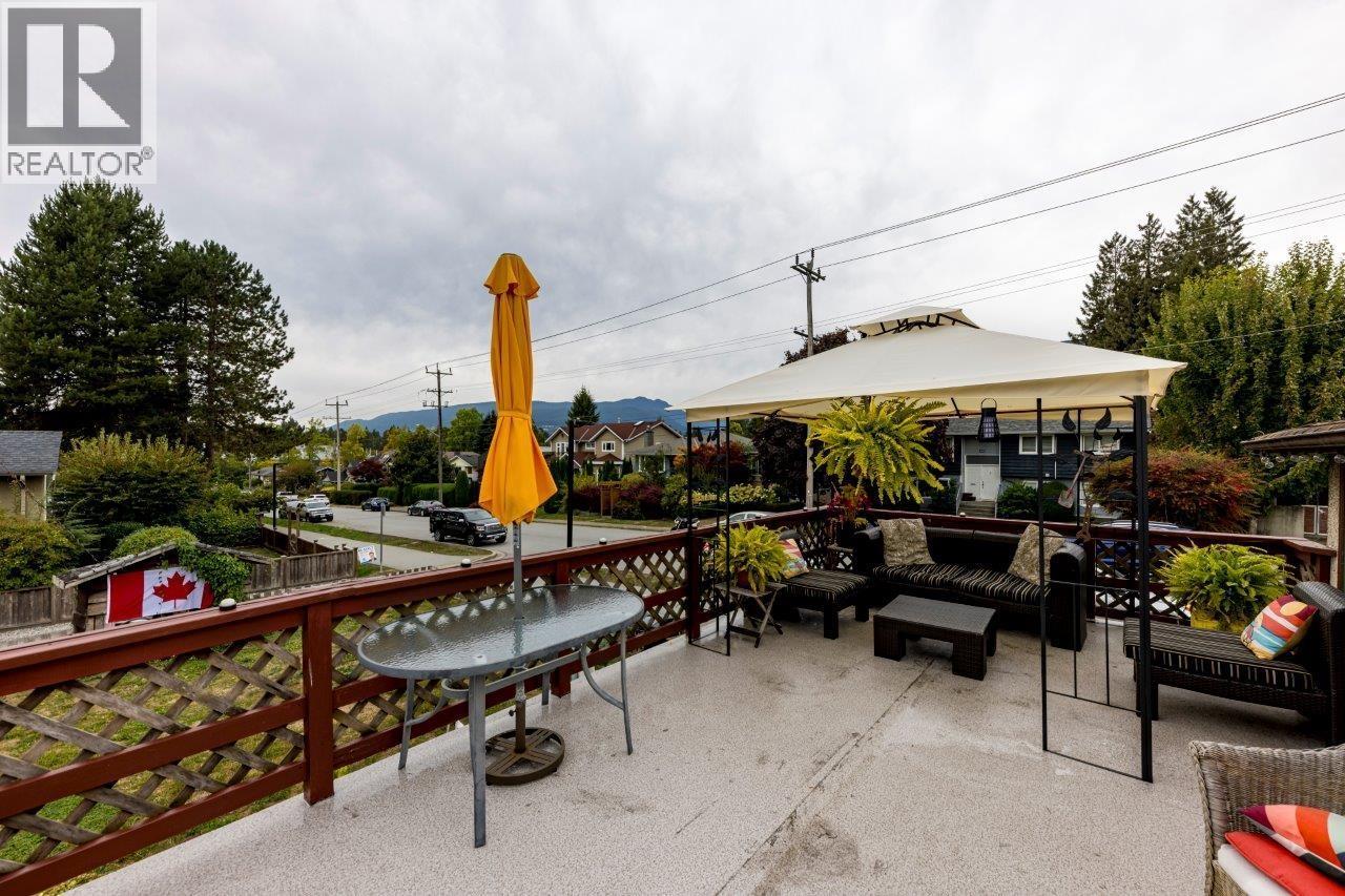2057 Mahon Avenue Property Photo 19