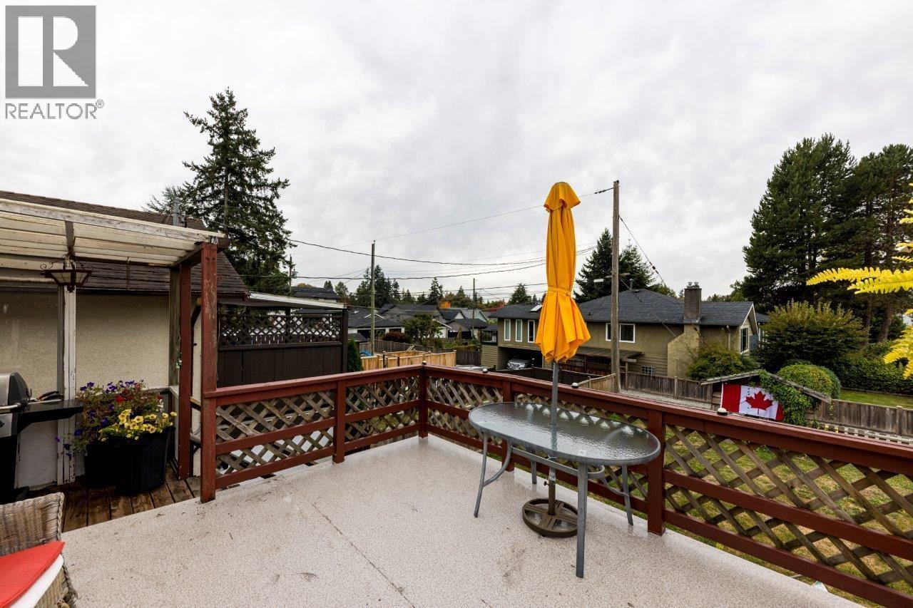 2057 Mahon Avenue Property Photo 21