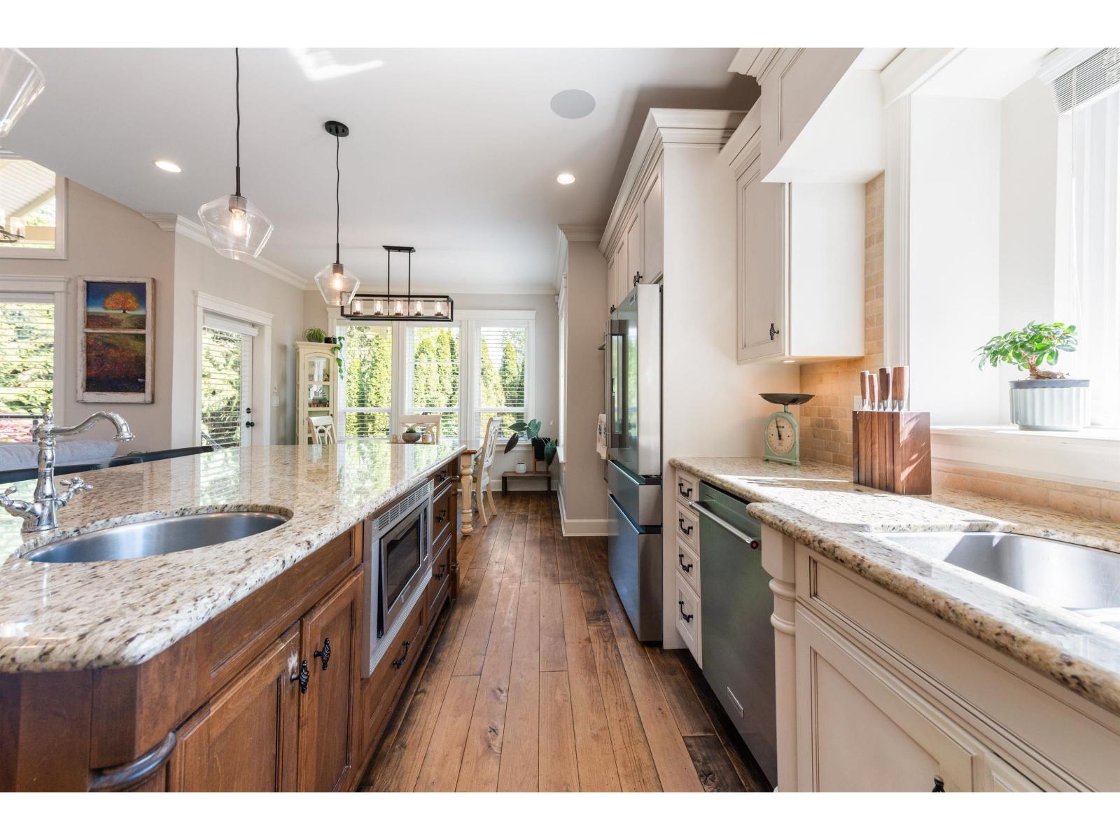5848 163b Street Property Photo 10