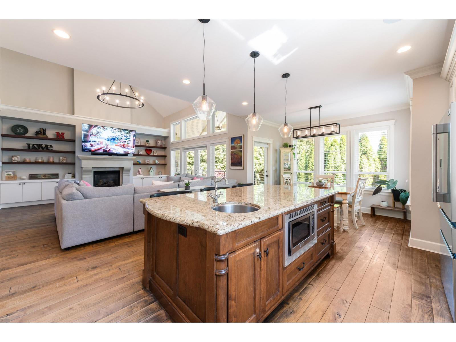 5848 163b Street Property Photo 11