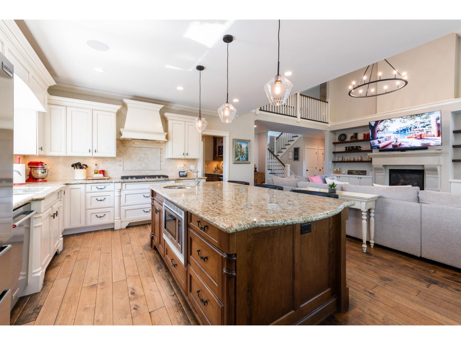 5848 163b Street Property Photo 12