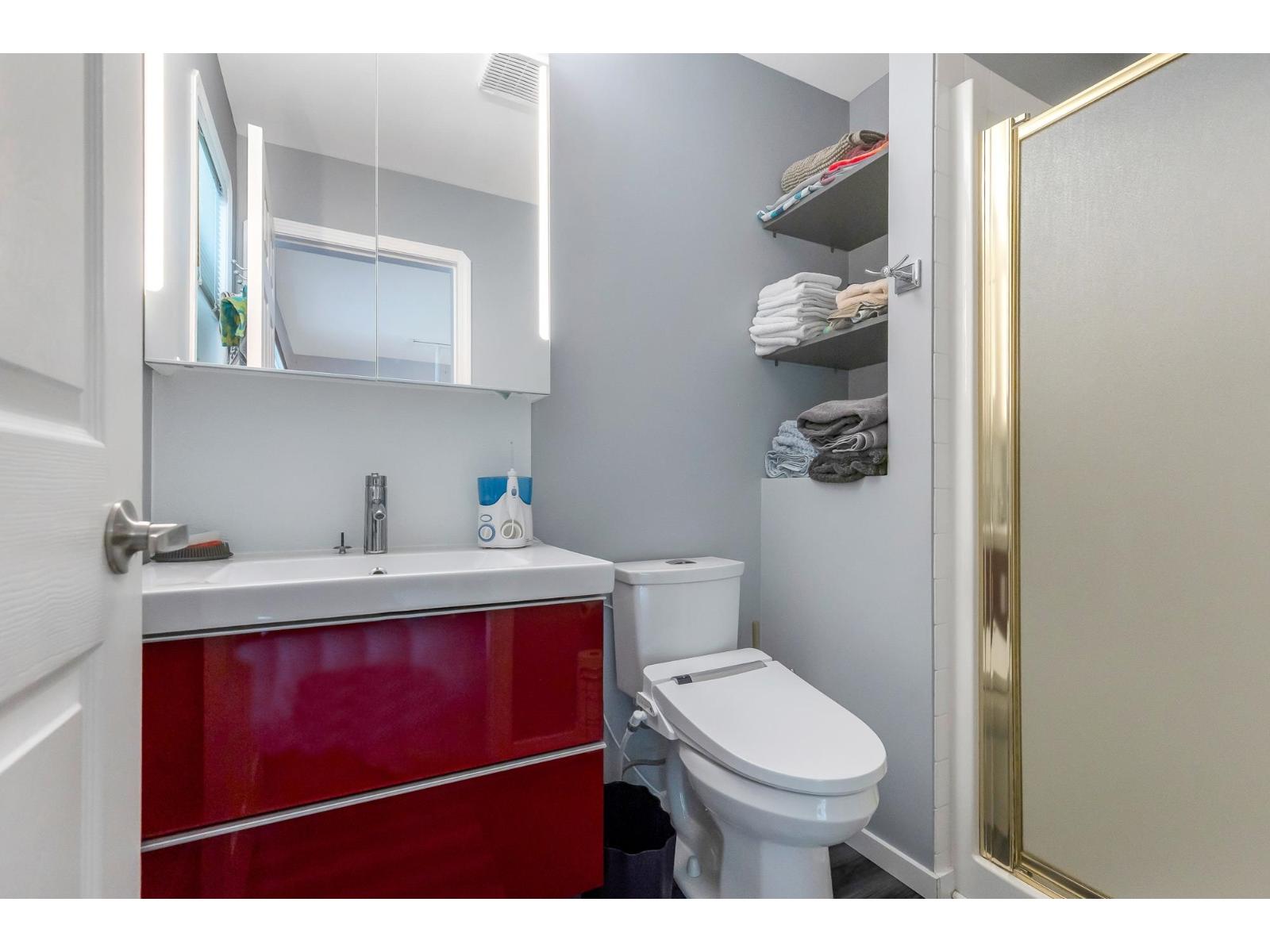 22 34250 Hazelwood Avenue Property Photo 24