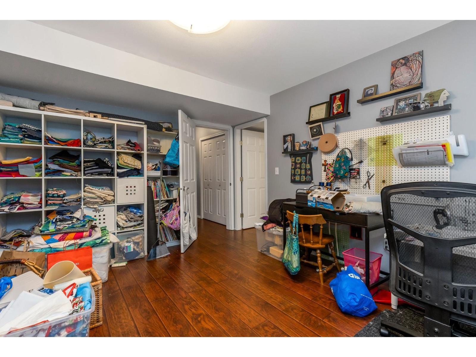 22 34250 Hazelwood Avenue Property Photo 31
