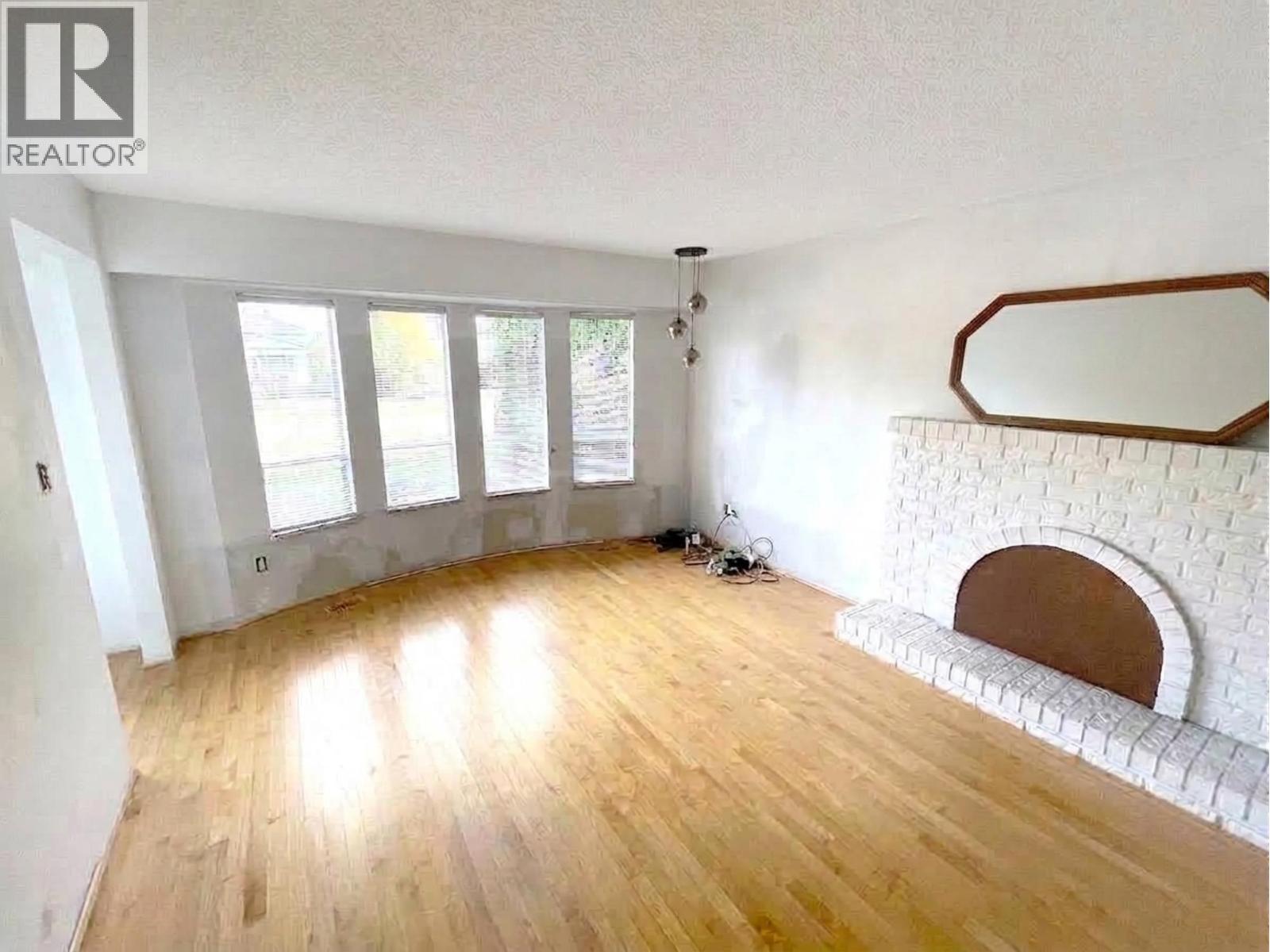 3520 Broadway Street Property Photo 2