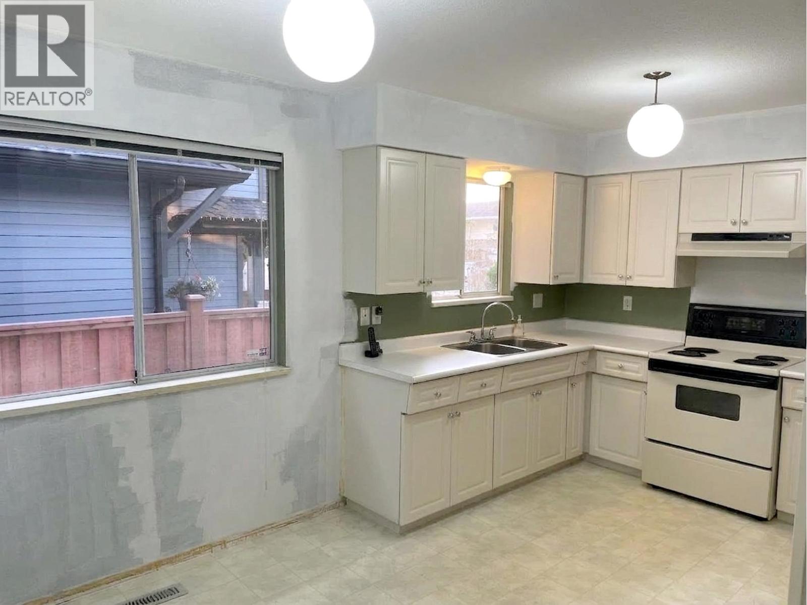 3520 Broadway Street Property Photo 6
