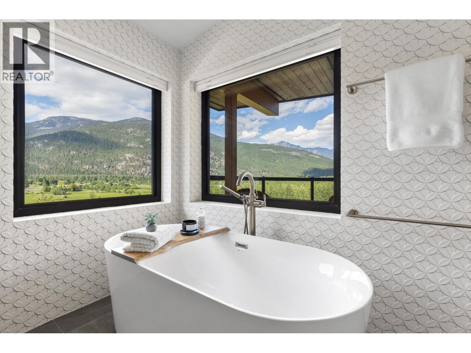 1305 Eagle Drive Property Photo 22