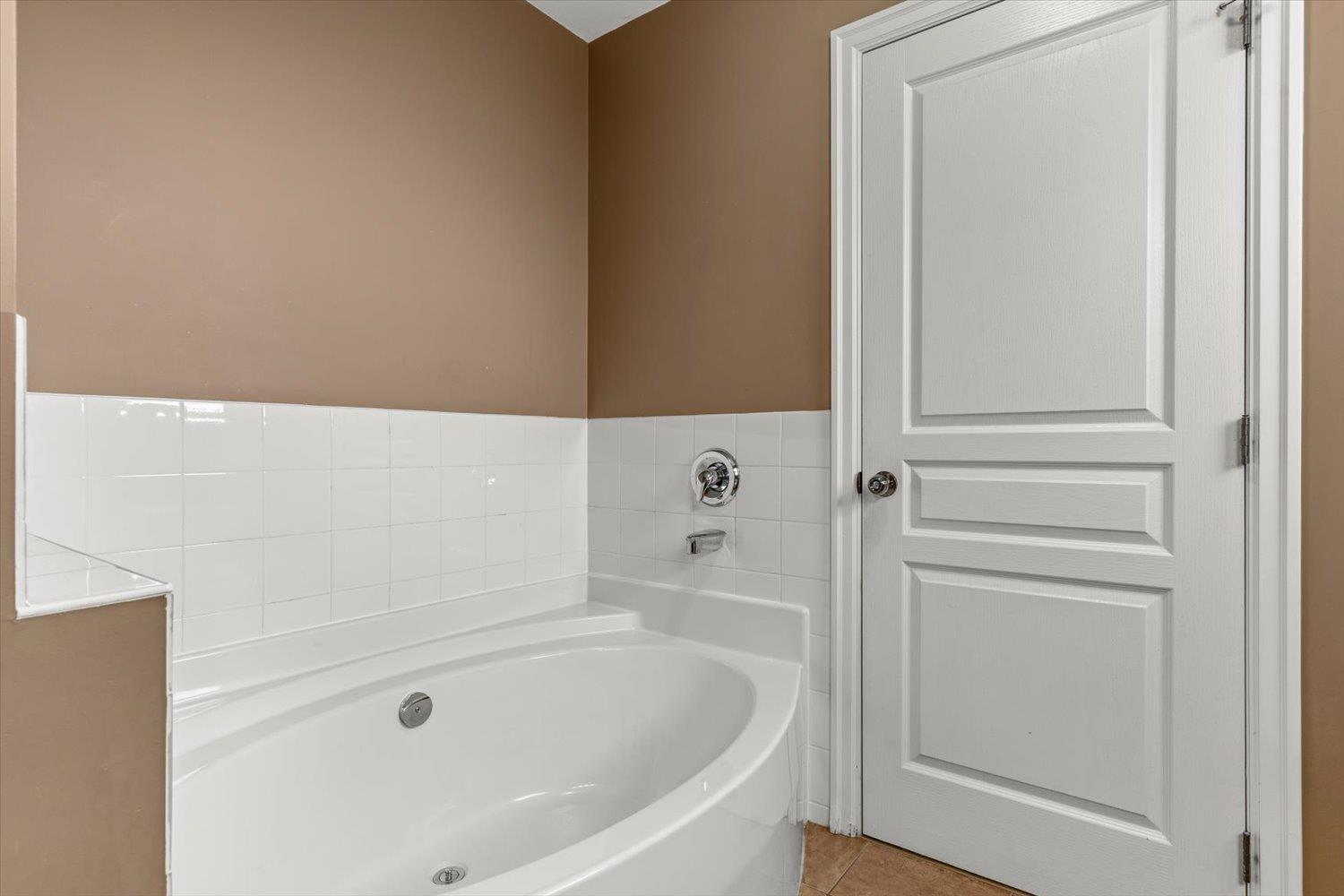 46832 Hudson Road #26 Property Photo 17