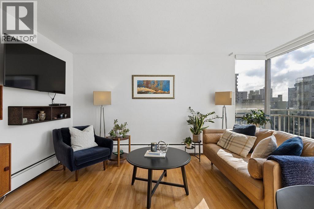 607 1250 Burnaby Street Property Photo 2