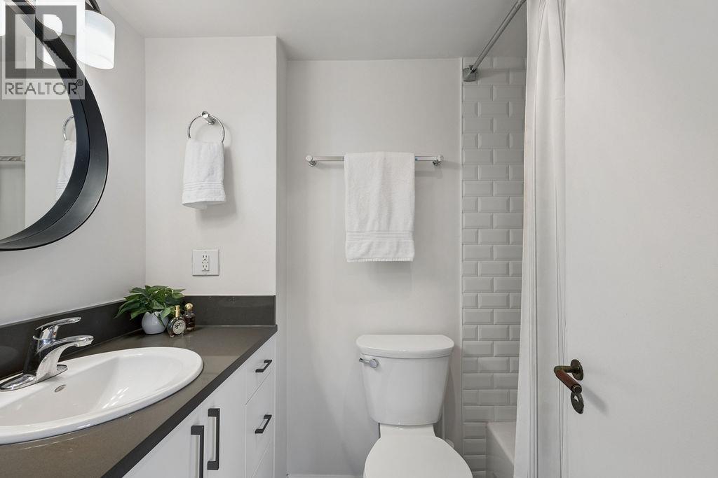 607 1250 Burnaby Street Property Photo 15