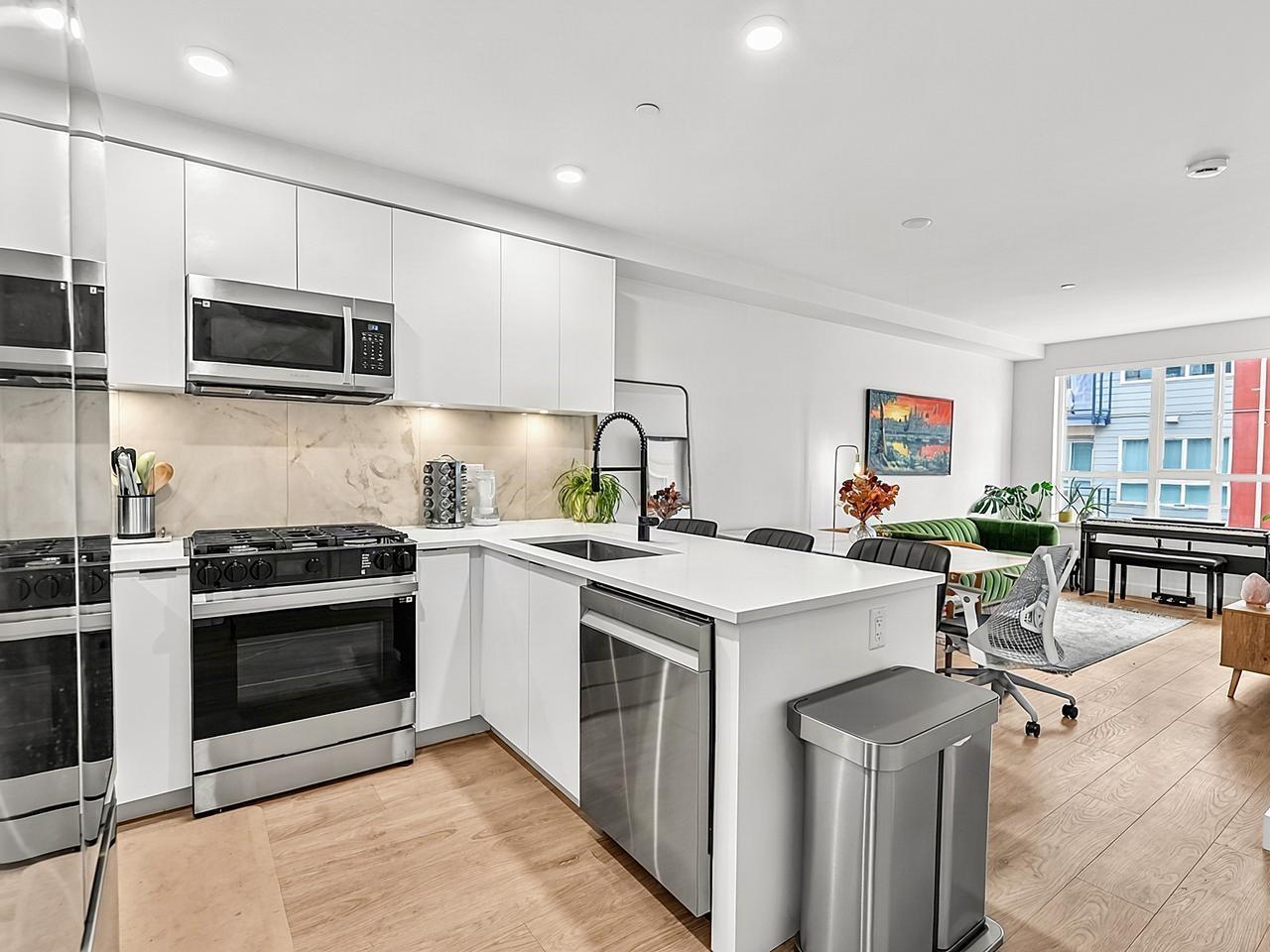 421 13238 105 Avenue Property Photo 9