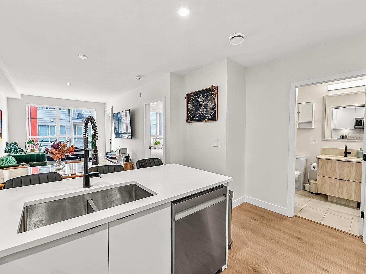 421 13238 105 Avenue Property Photo 10