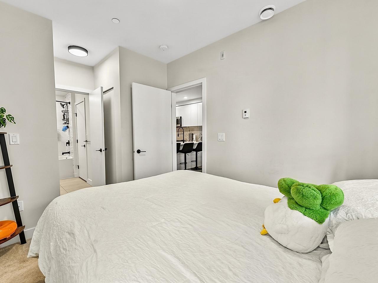 421 13238 105 Avenue Property Photo 16