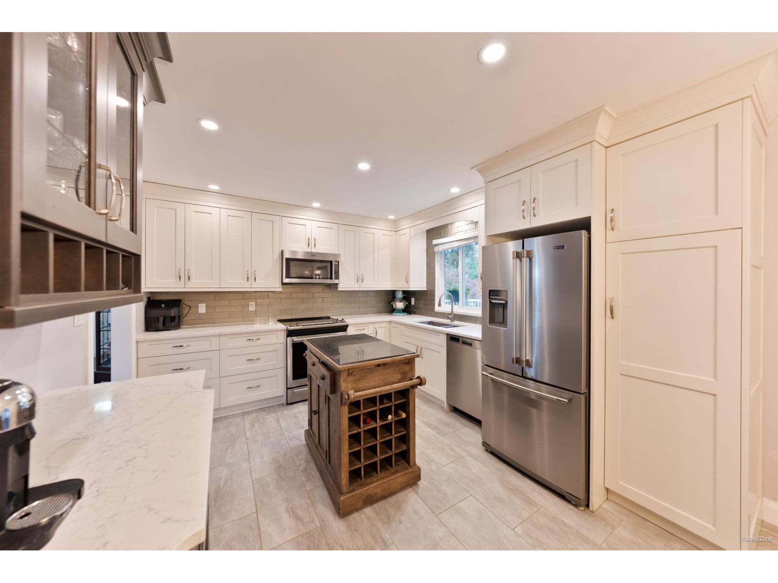 17245 59a Avenue Property Photo 14
