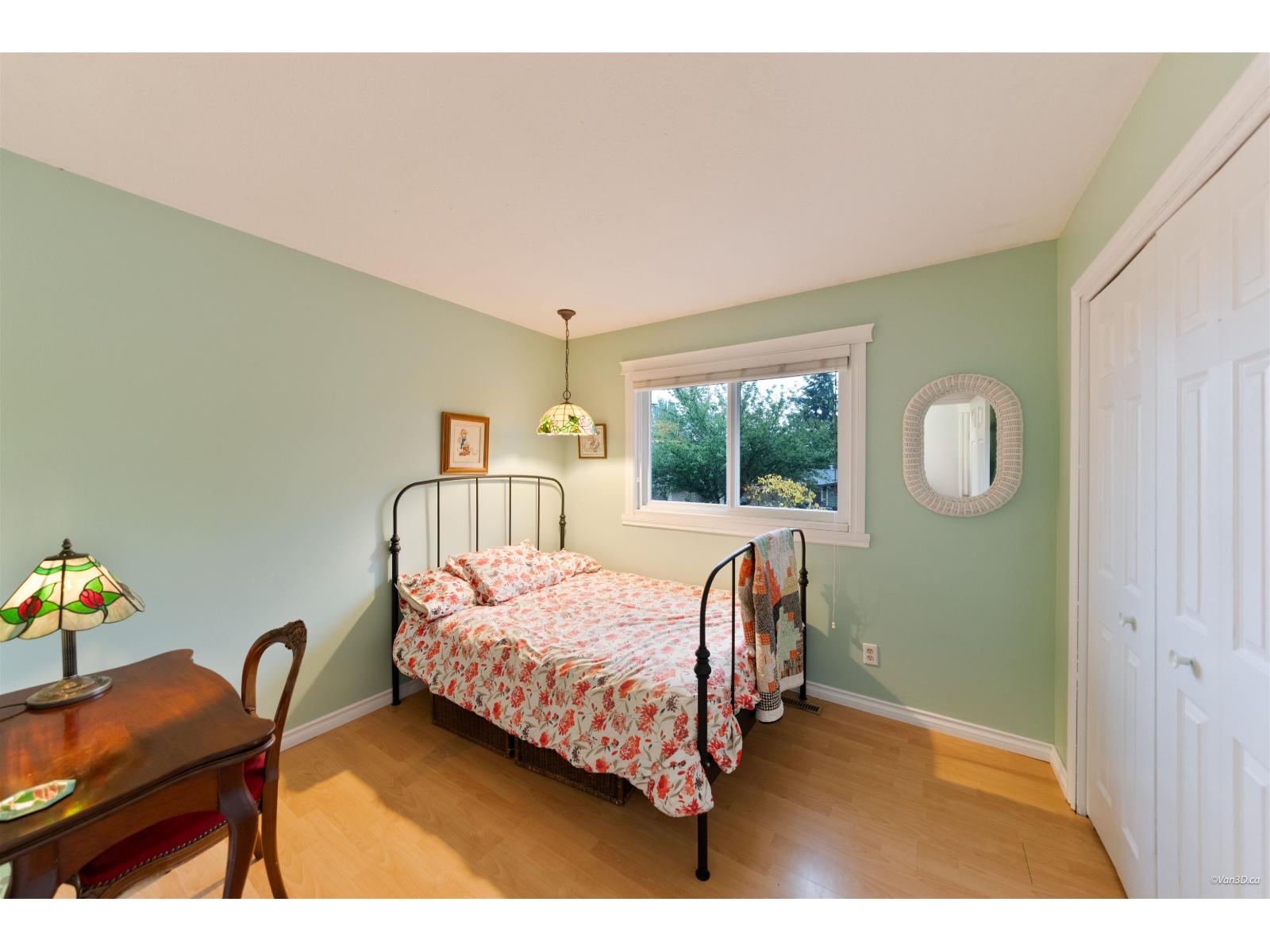 17245 59a Avenue Property Photo 23