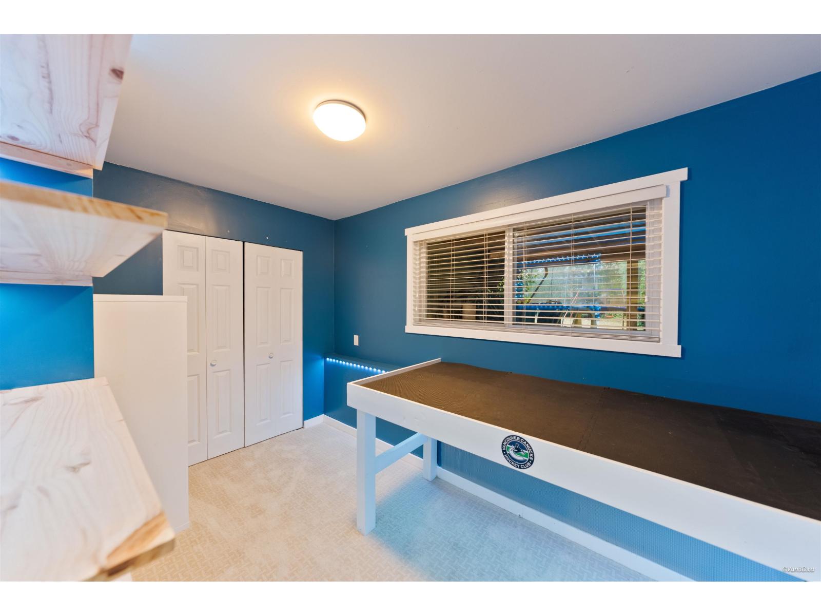 17245 59a Avenue Property Photo 33