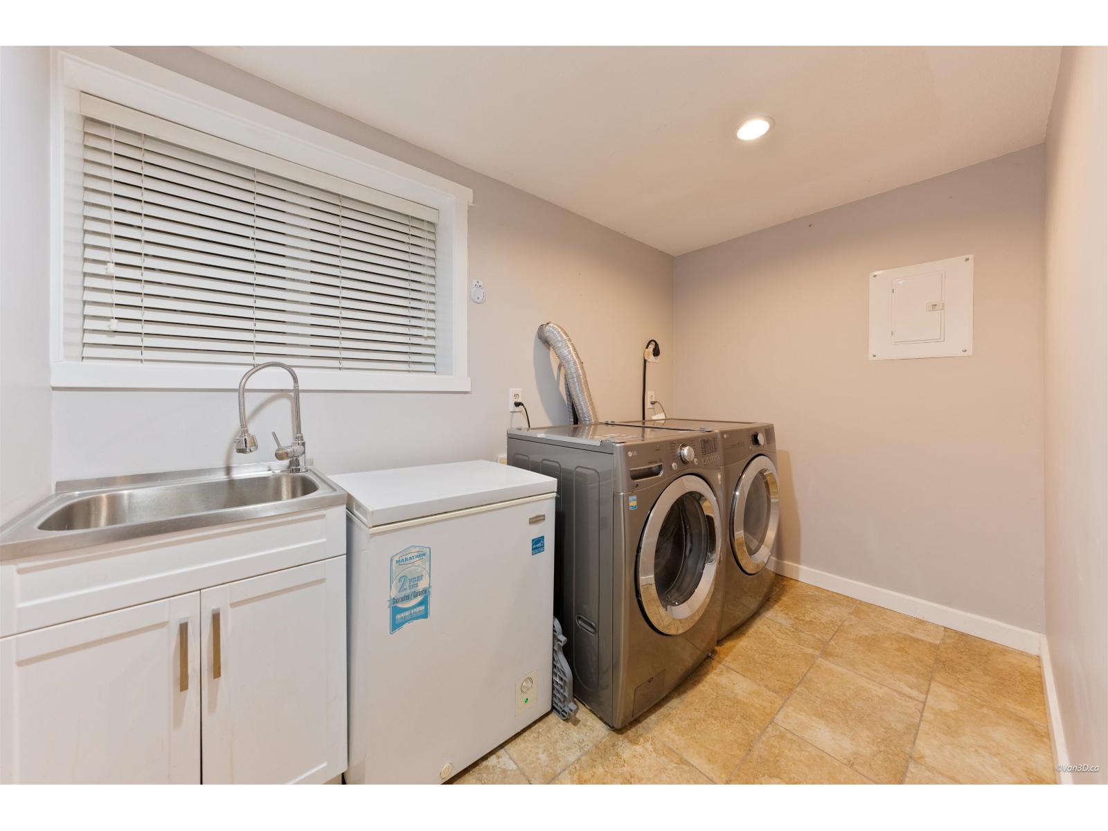 17245 59a Avenue Property Photo 36