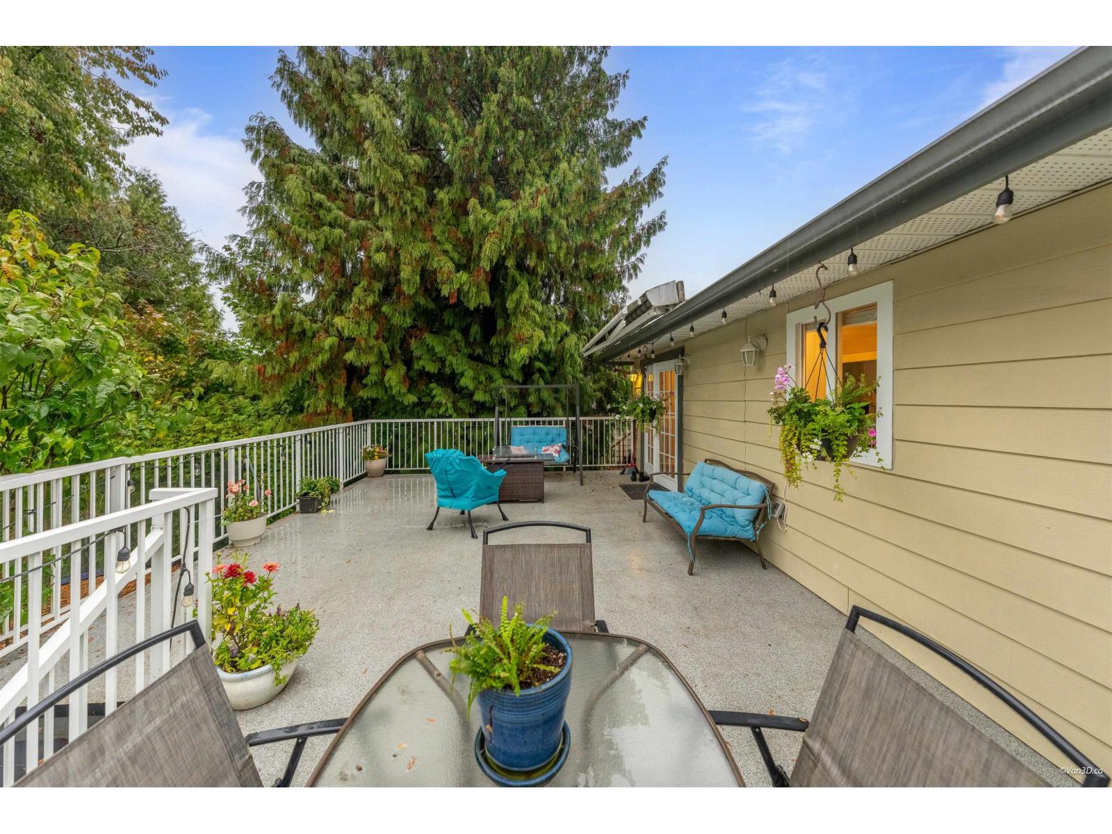 17245 59a Avenue Property Photo 38