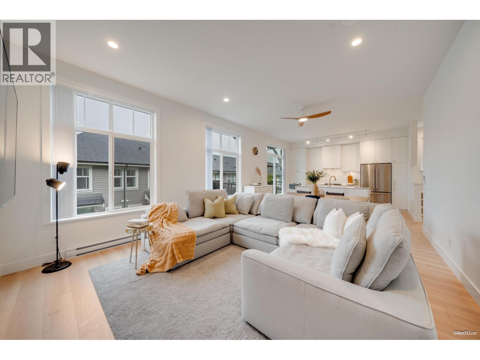 128 1340 Olmsted Street Property Photo 12