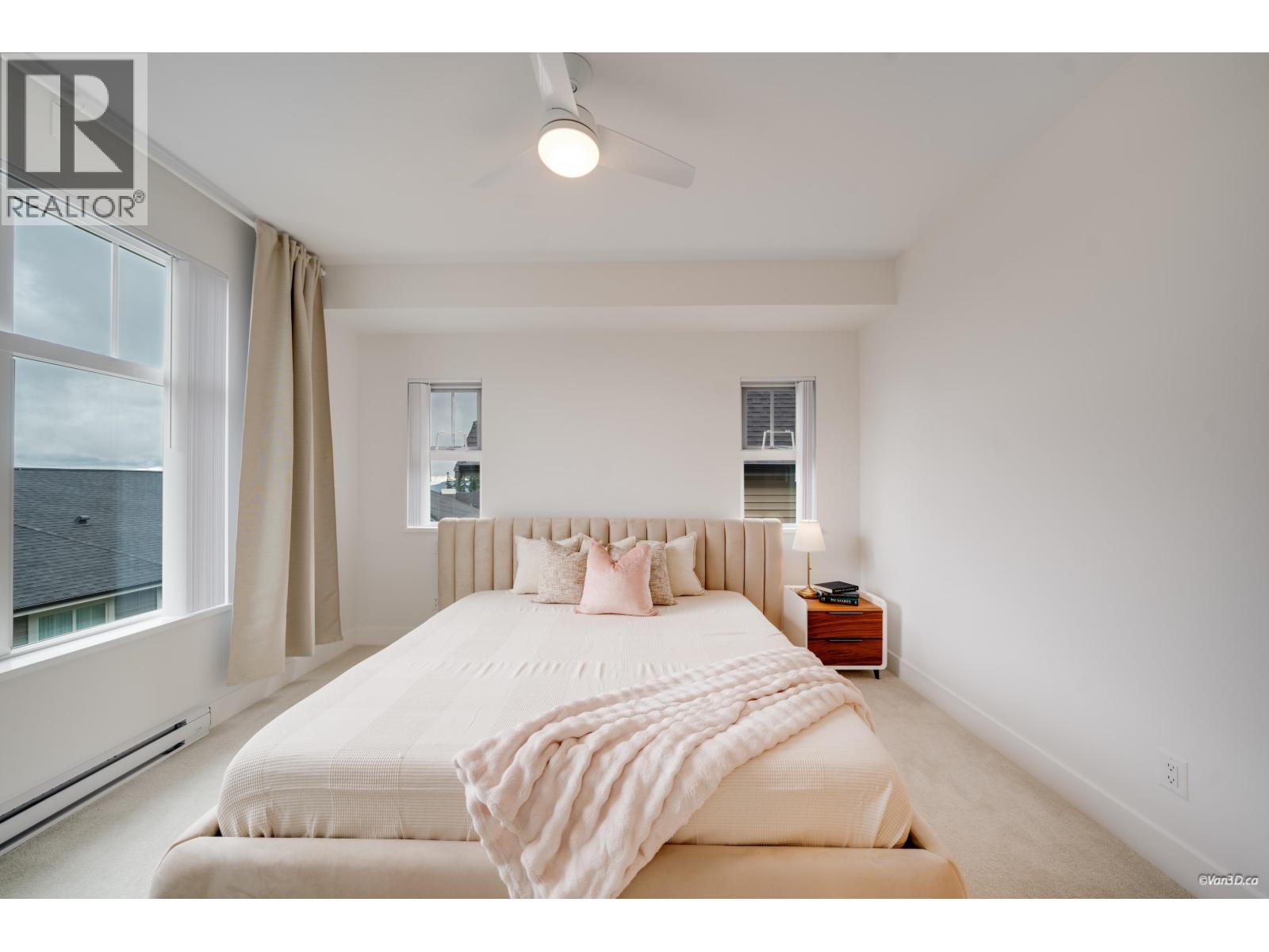 128 1340 Olmsted Street Property Photo 18