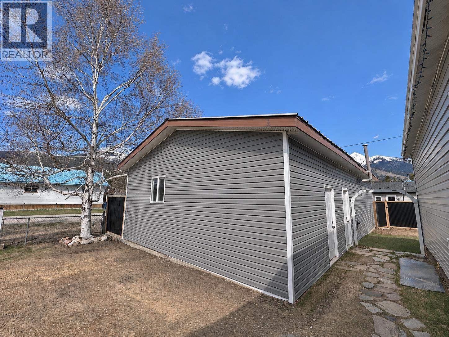 41 Cedar Street Property Photo 18