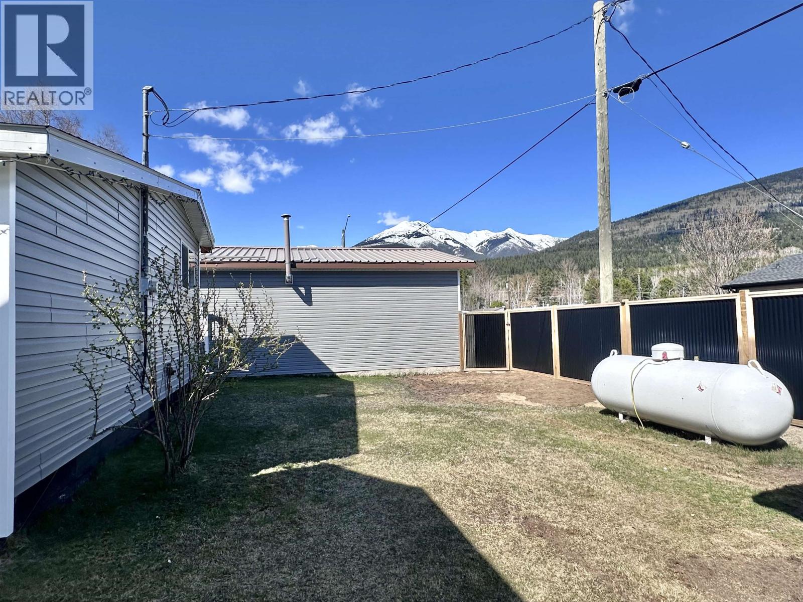 41 Cedar Street Property Photo 21