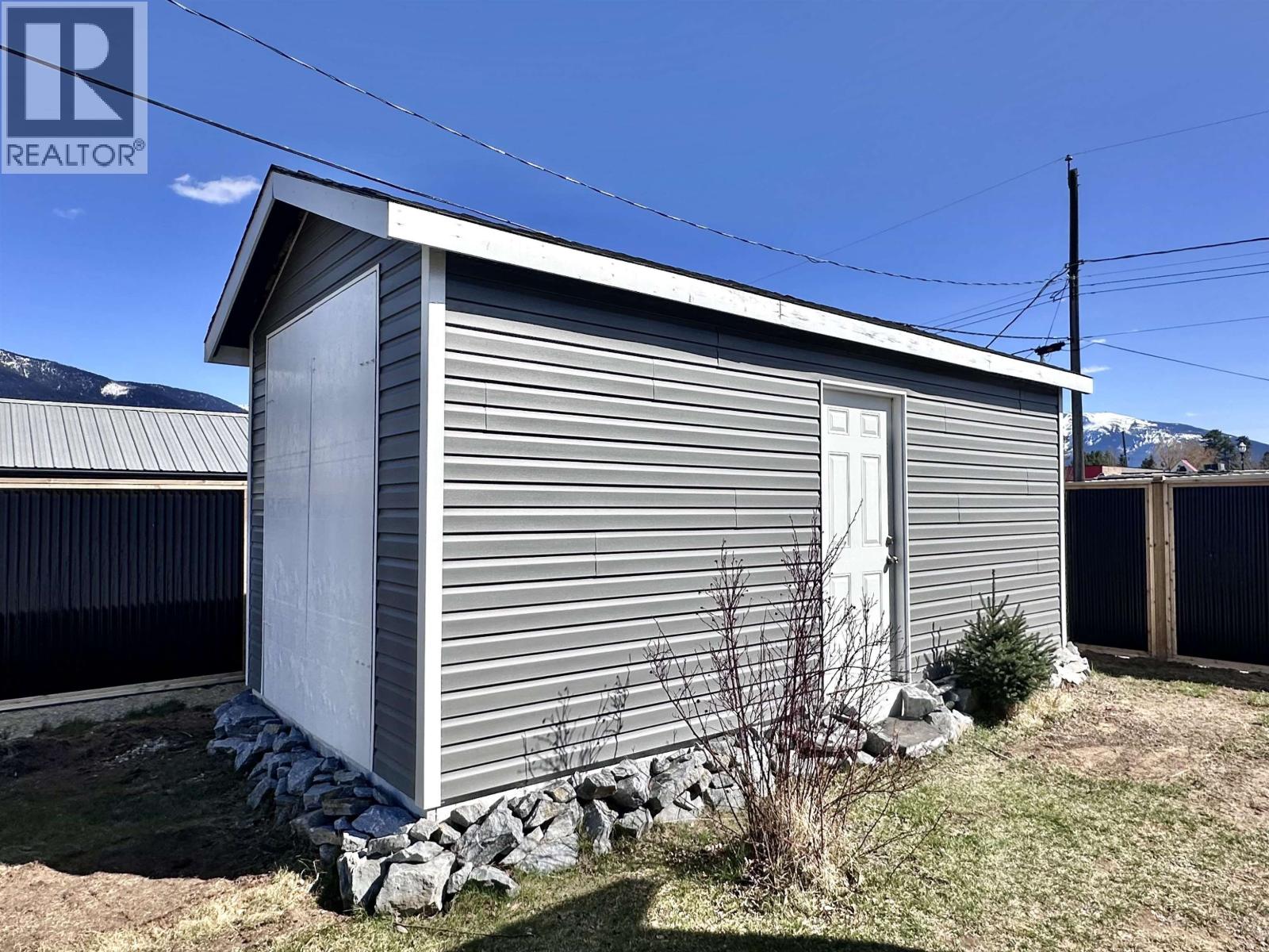 41 Cedar Street Property Photo 24