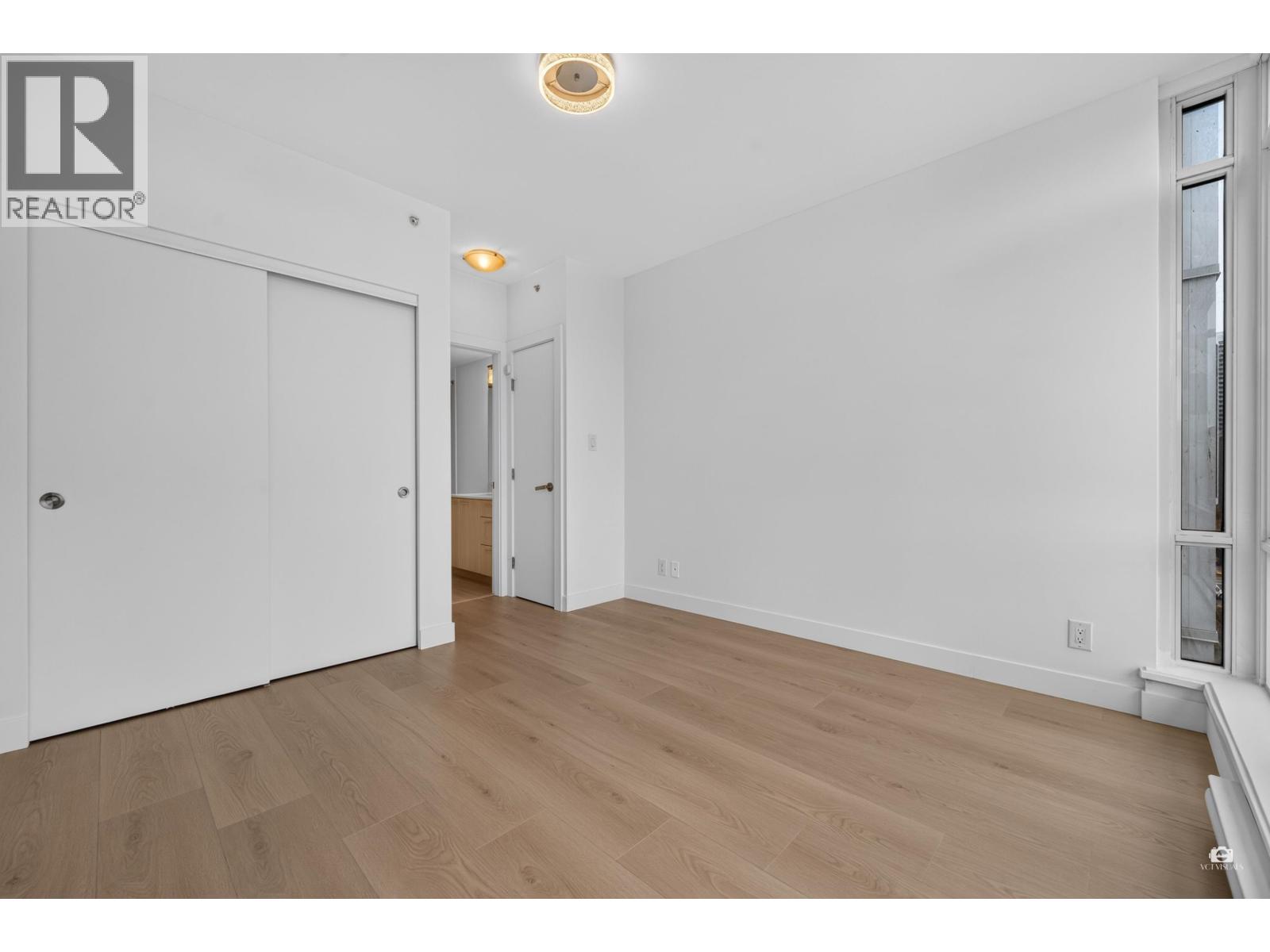 1007 2955 Atlantic Avenue Property Photo 17