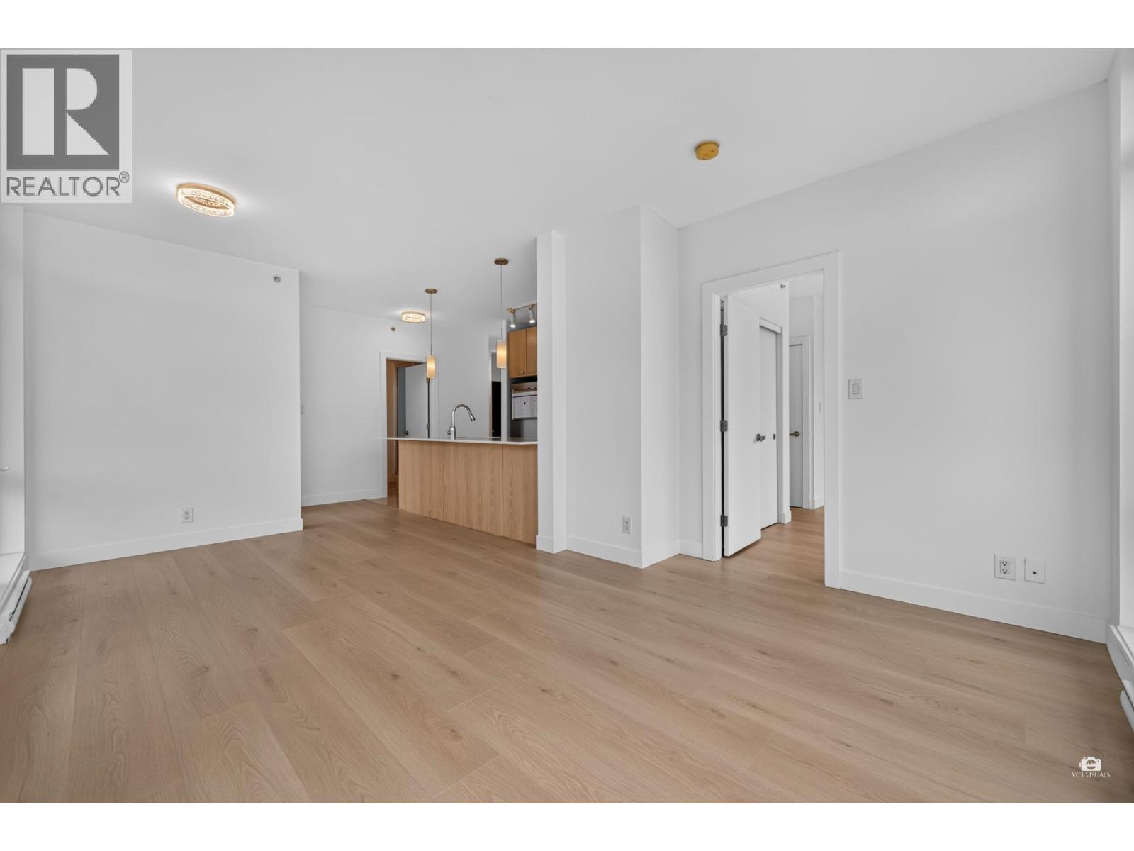 1007 2955 Atlantic Avenue Property Photo 24