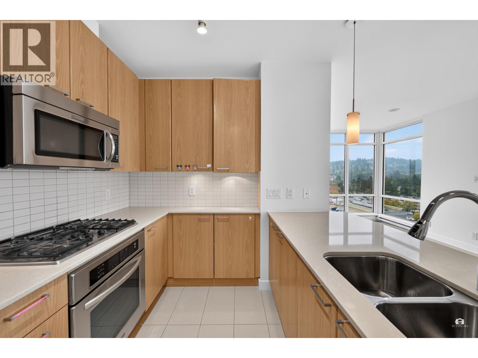 1007 2955 Atlantic Avenue Property Photo 30