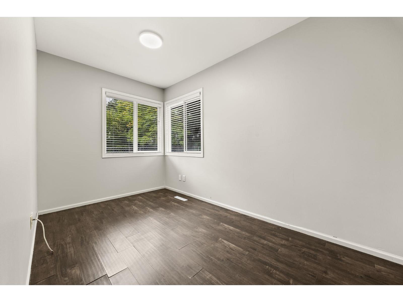 8495 164 Street Property Photo 14