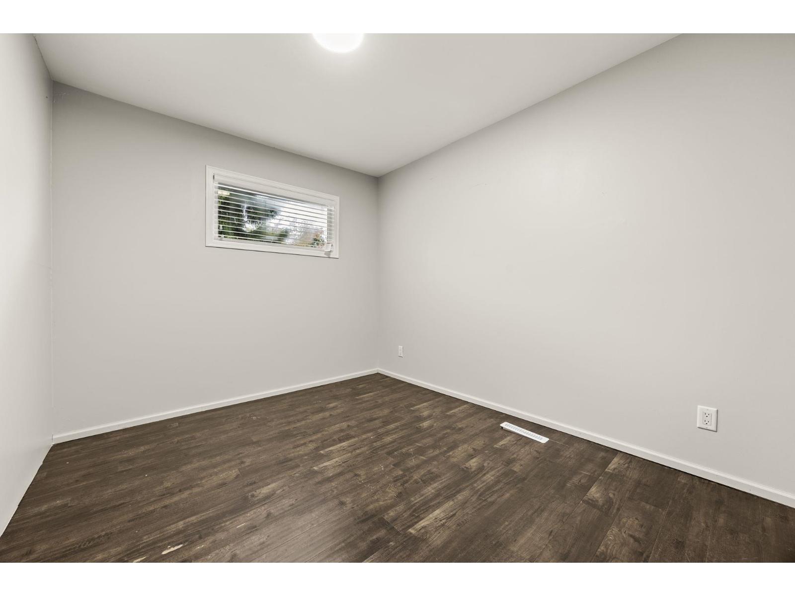 8495 164 Street Property Photo 15