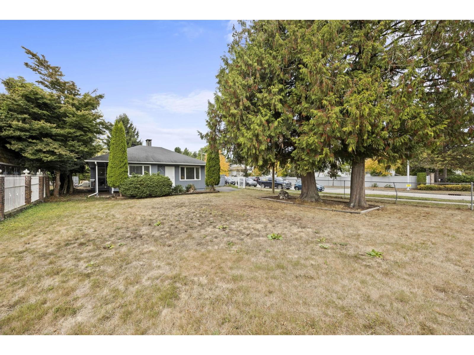 8495 164 Street Property Photo 18