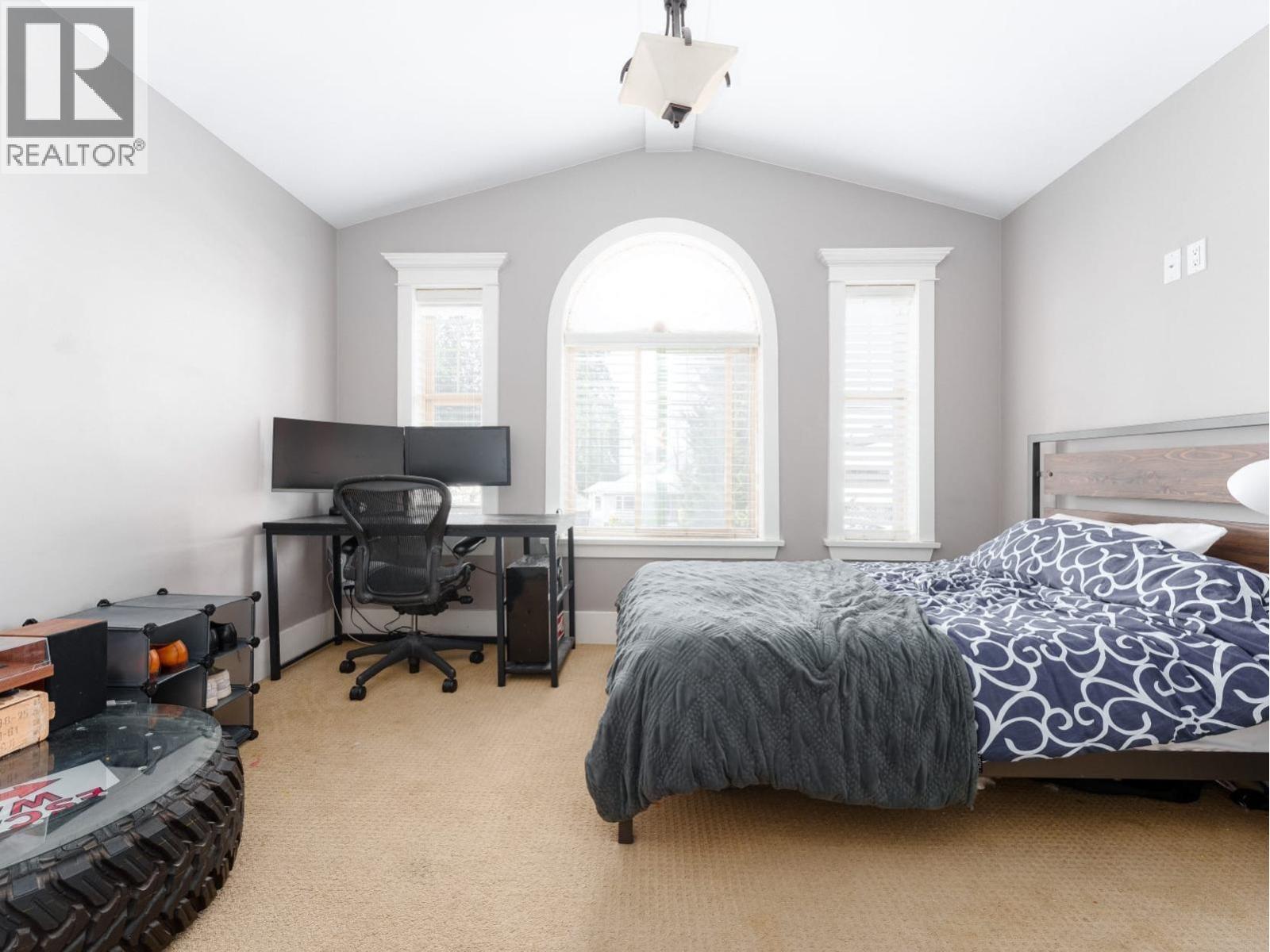 8588 Armstrong Avenue Property Photo 17