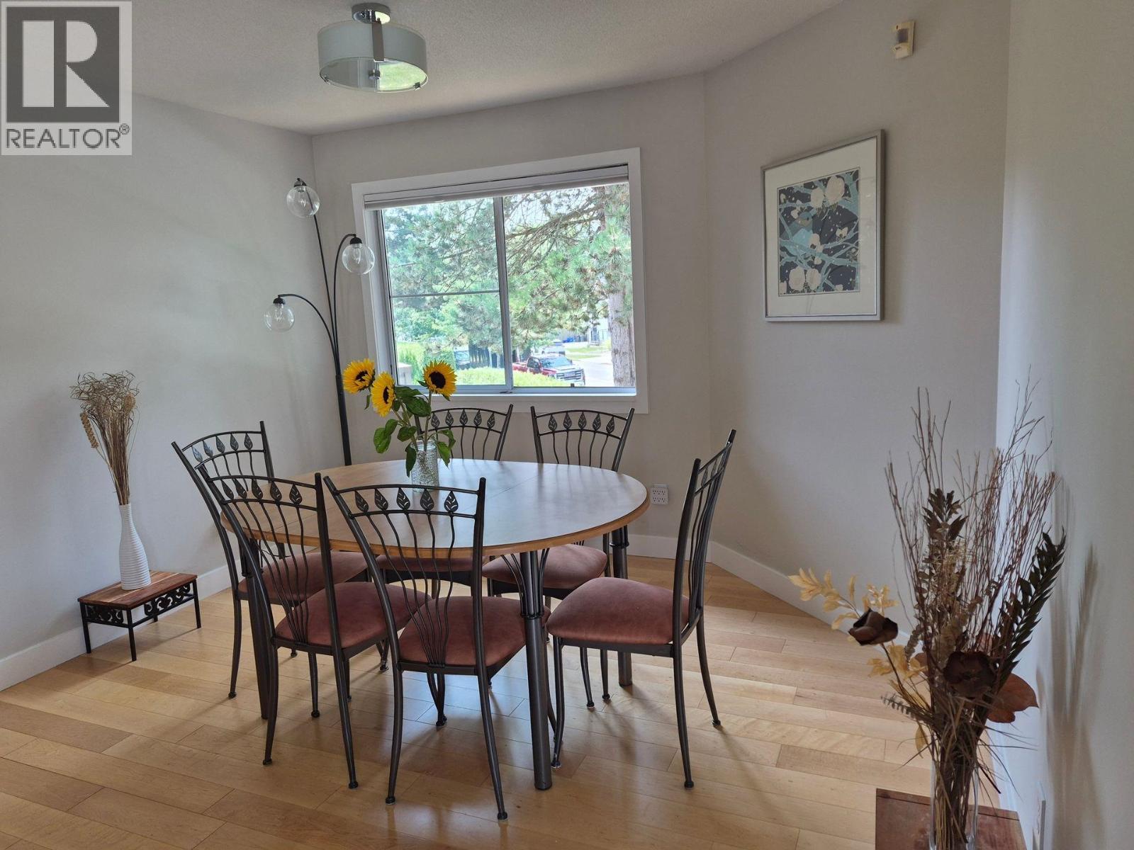 26 19060 Ford Road Property Photo 3