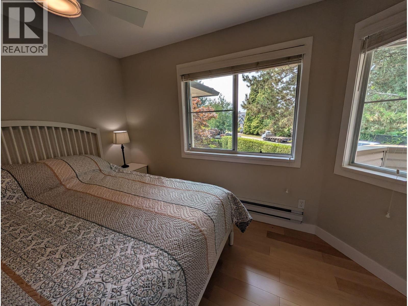 26 19060 Ford Road Property Photo 8