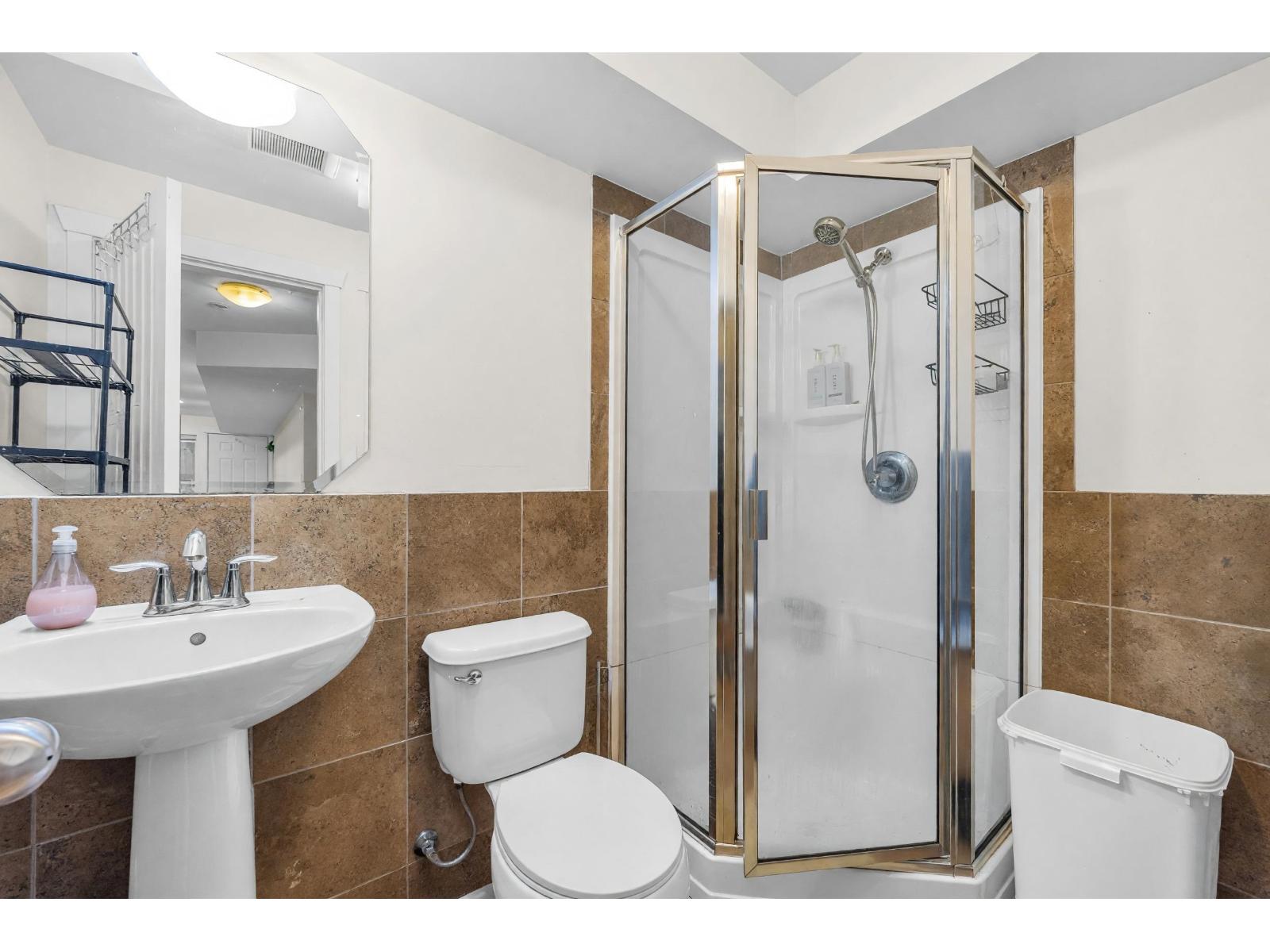35 6195 168 Street Property Photo 20