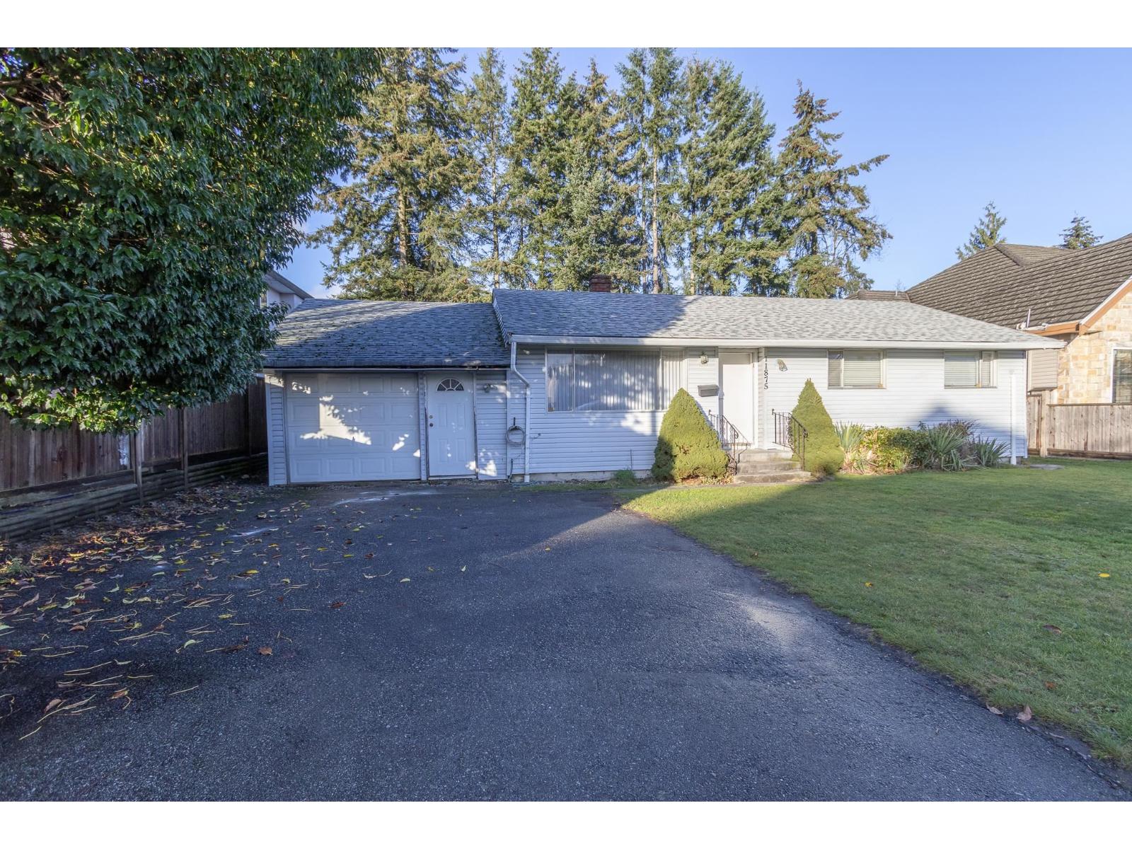 11875 82 Avenue Property Photo 1