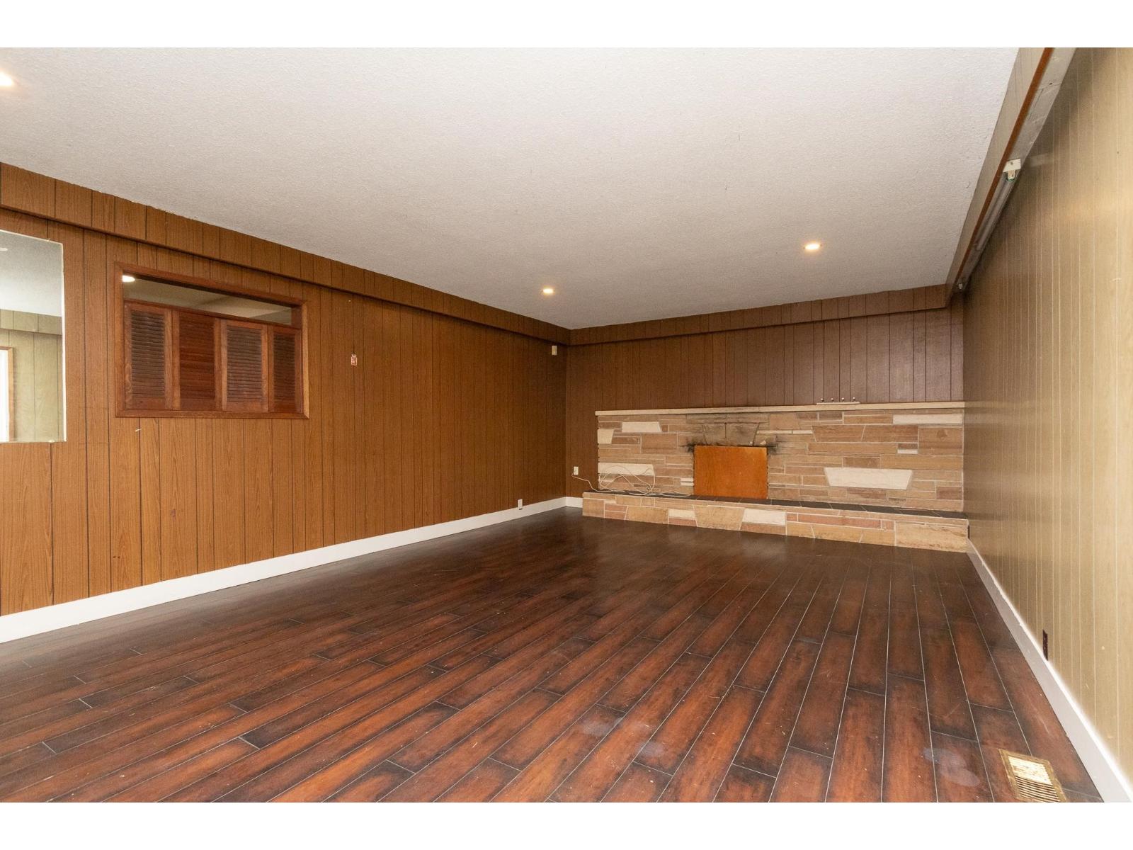 11875 82 Avenue Property Photo 16