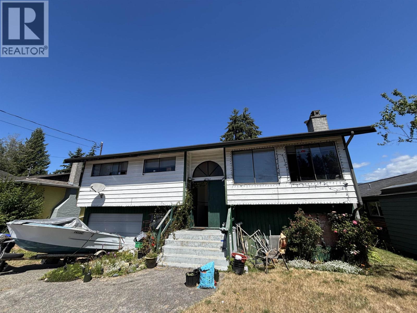 5762 Spindrift Street Property Photo 1