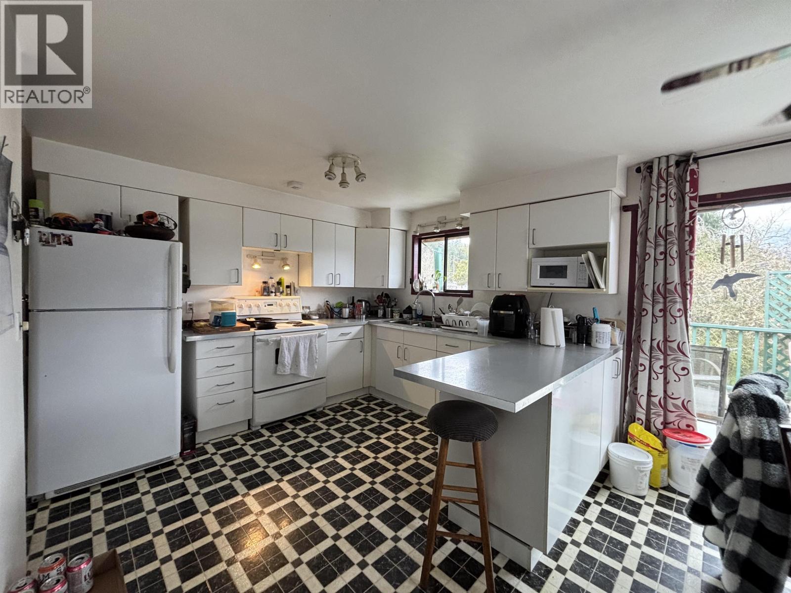 5762 Spindrift Street Property Photo 3