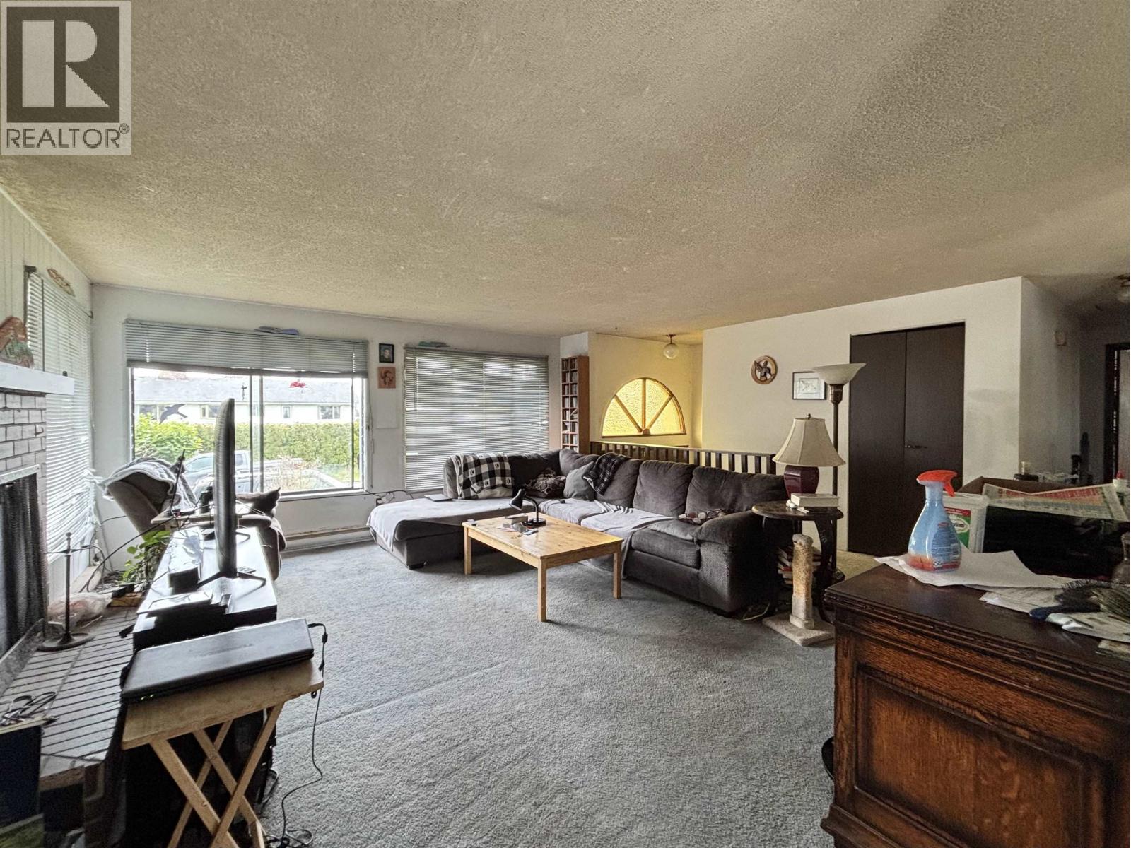 5762 Spindrift Street Property Photo 4